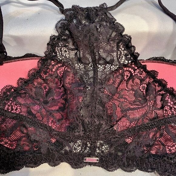 BLACK LACE DATE RACERBACK FRONT CLOSURE 32 D - Picture 4 of 5